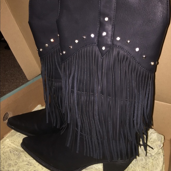 Women’s 7.5 Roper Boots! - Picture 3 of 6